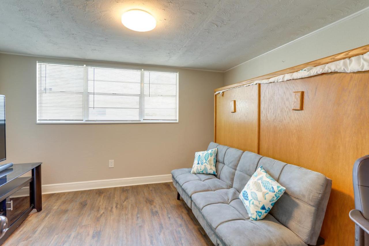 Pet-Friendly Gulfport Home Less Than 2 Mi To Beach Sankt Petersburg Exterior foto